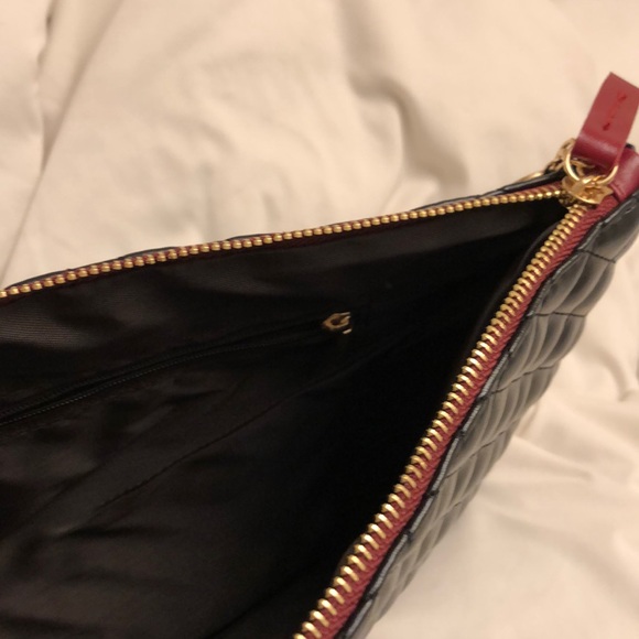 Pouch - Picture 2 of 5